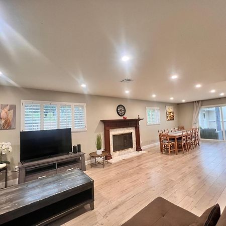 11640 Gothic Avenue Βίλα Λος Άντζελες Εξωτερικό φωτογραφία