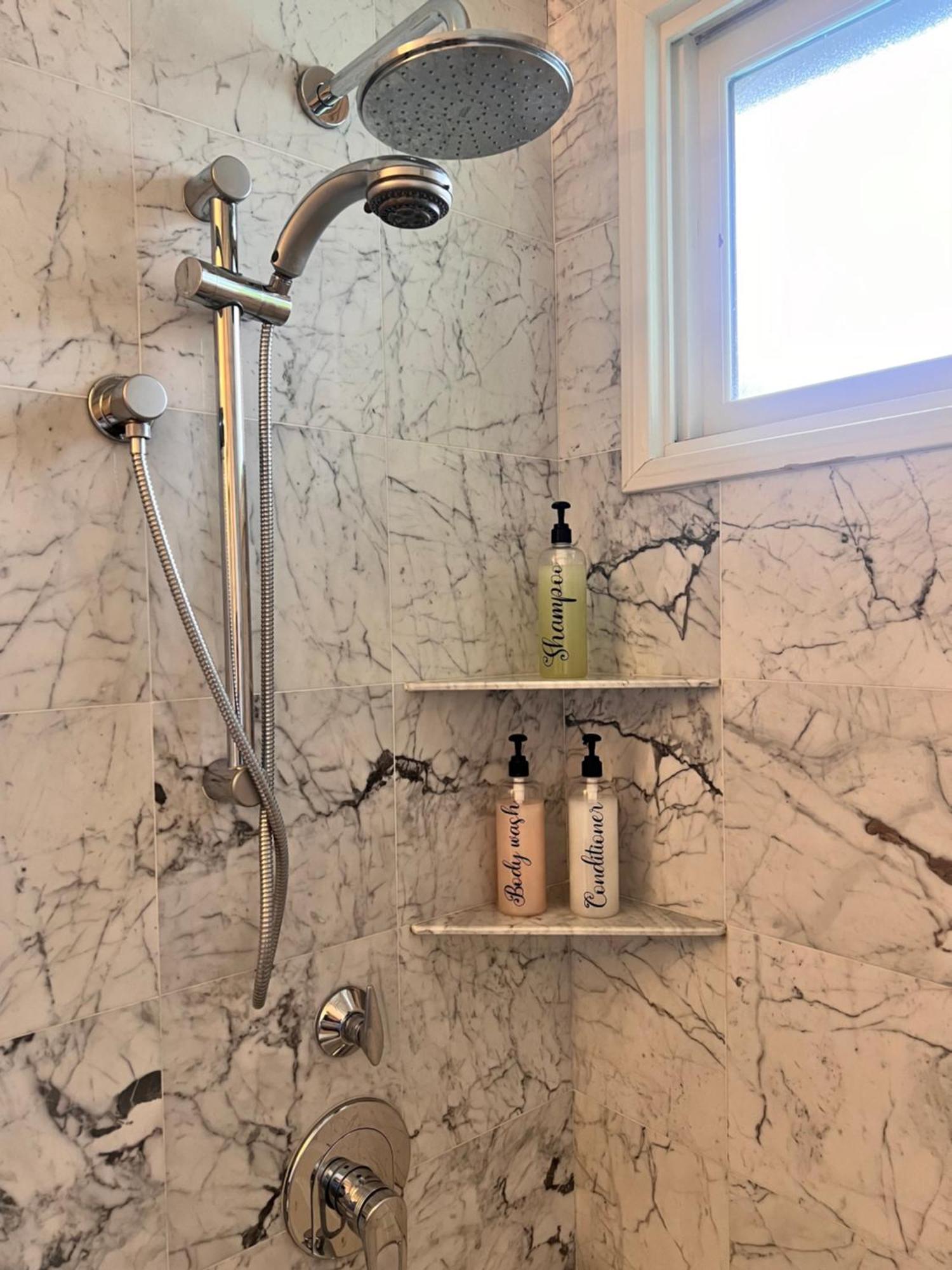 11640 Gothic Avenue Βίλα Λος Άντζελες Εξωτερικό φωτογραφία