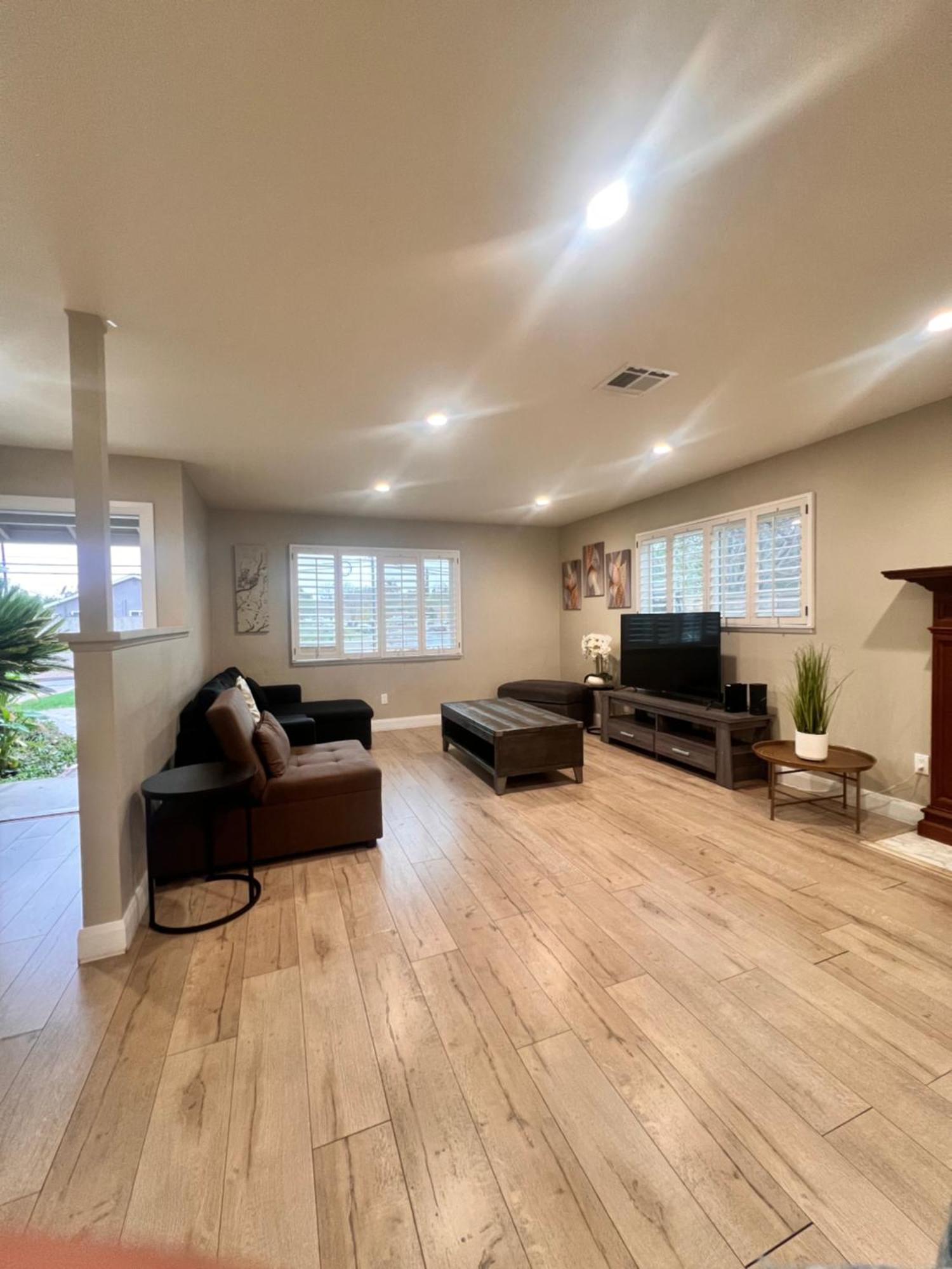 11640 Gothic Avenue Βίλα Λος Άντζελες Εξωτερικό φωτογραφία