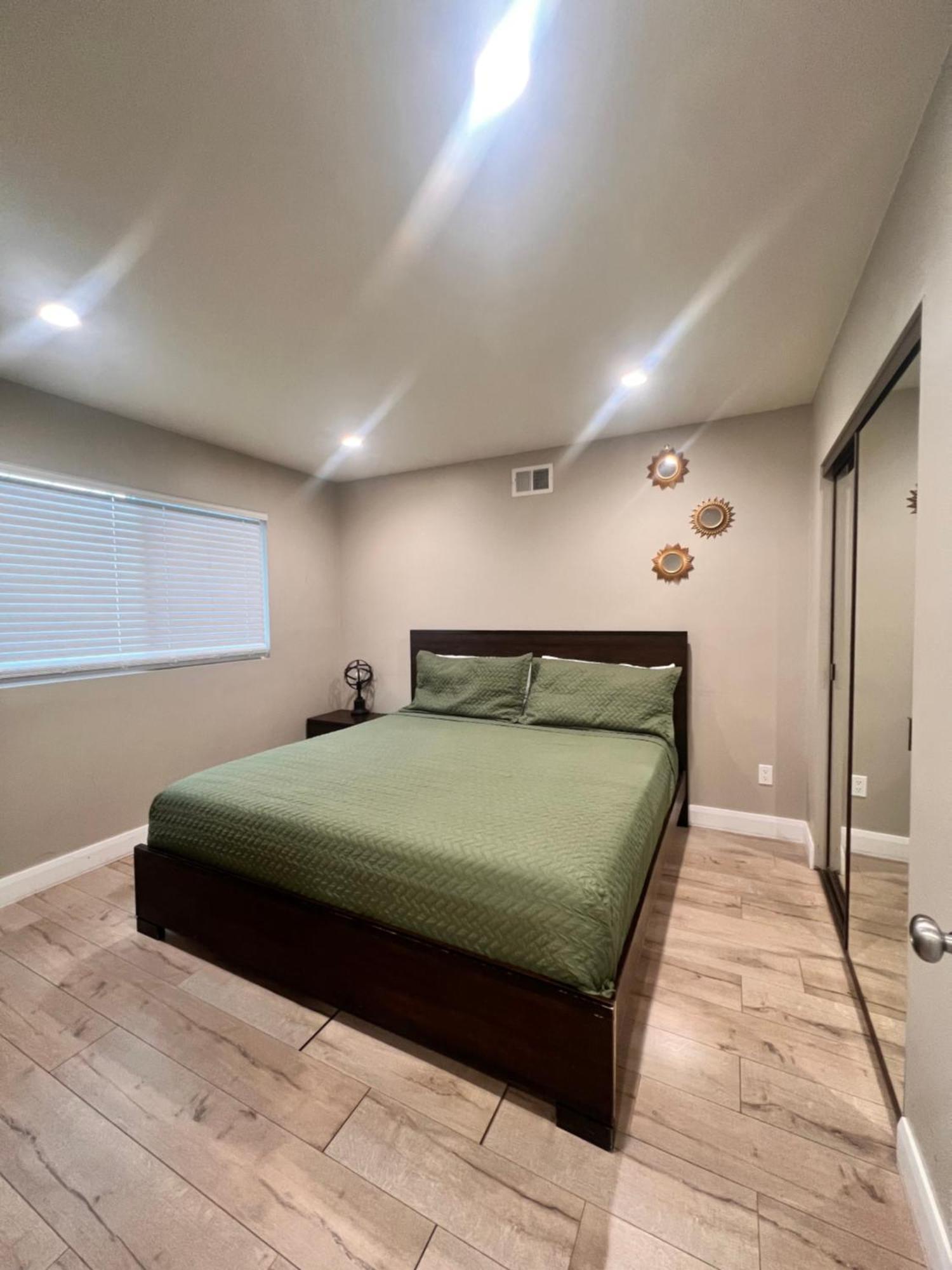 11640 Gothic Avenue Βίλα Λος Άντζελες Εξωτερικό φωτογραφία