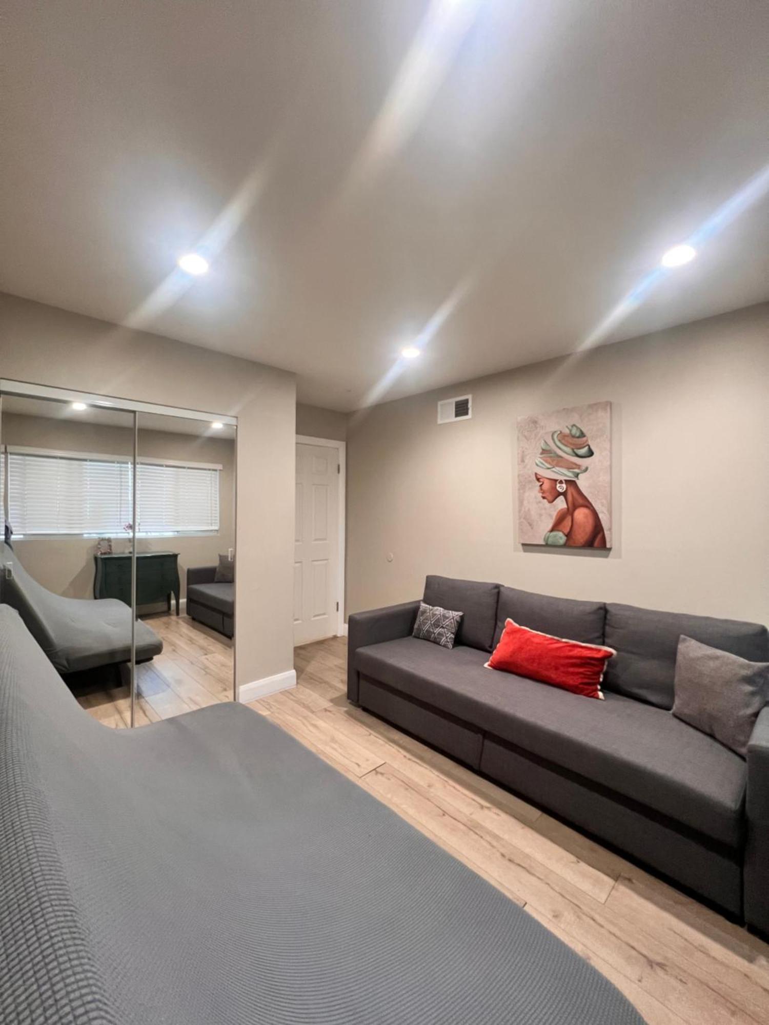 11640 Gothic Avenue Βίλα Λος Άντζελες Εξωτερικό φωτογραφία