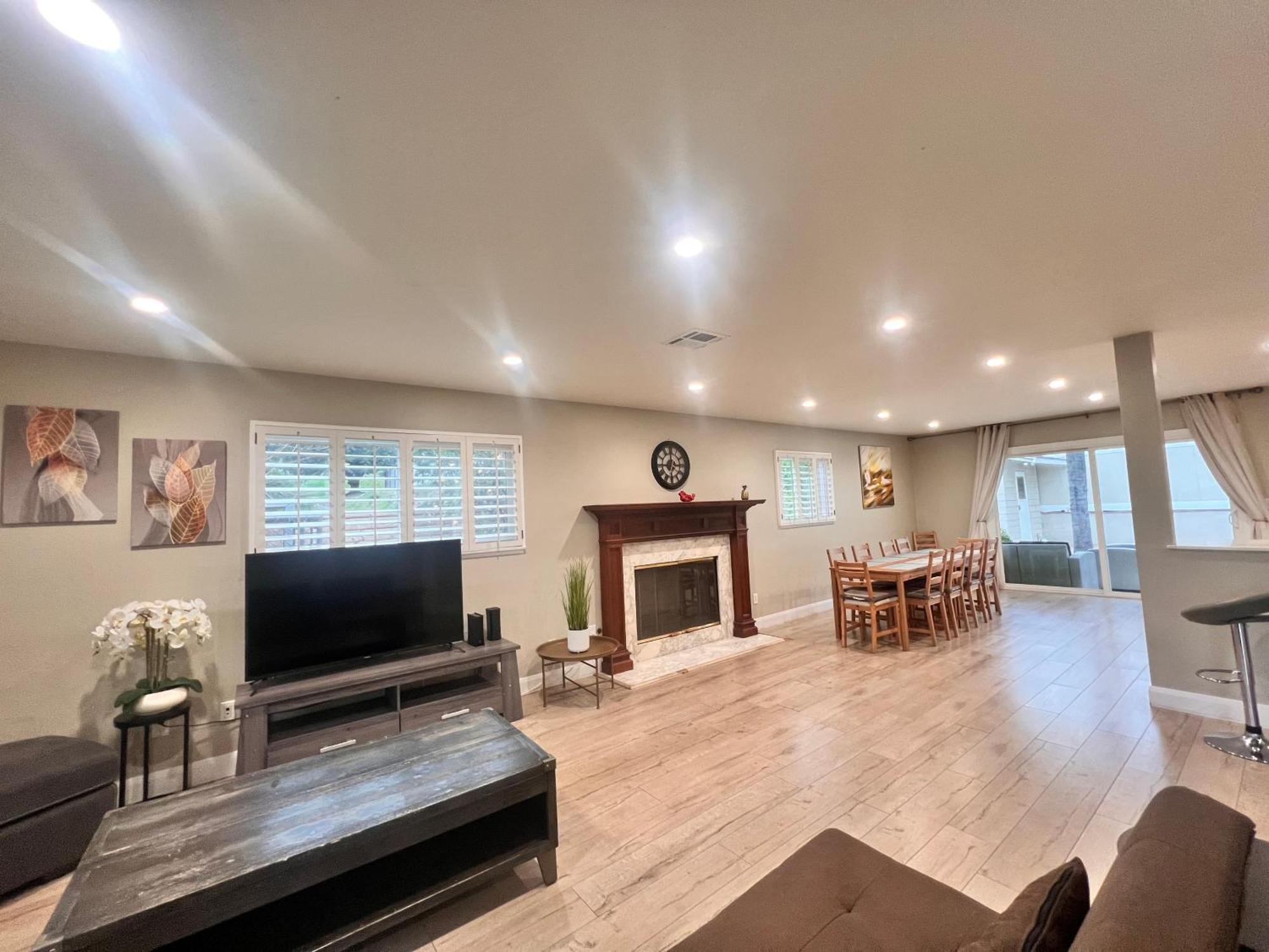 11640 Gothic Avenue Βίλα Λος Άντζελες Εξωτερικό φωτογραφία